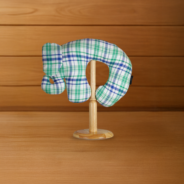  Chang Hug Neck Pillow 